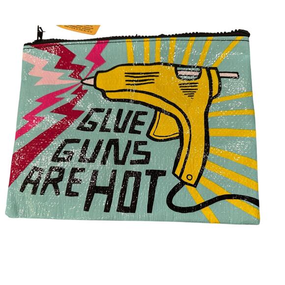 BN Blue Q ‘Glue Guns are Hot' cosmetics or pencil pouch - Picture 2 of 9
